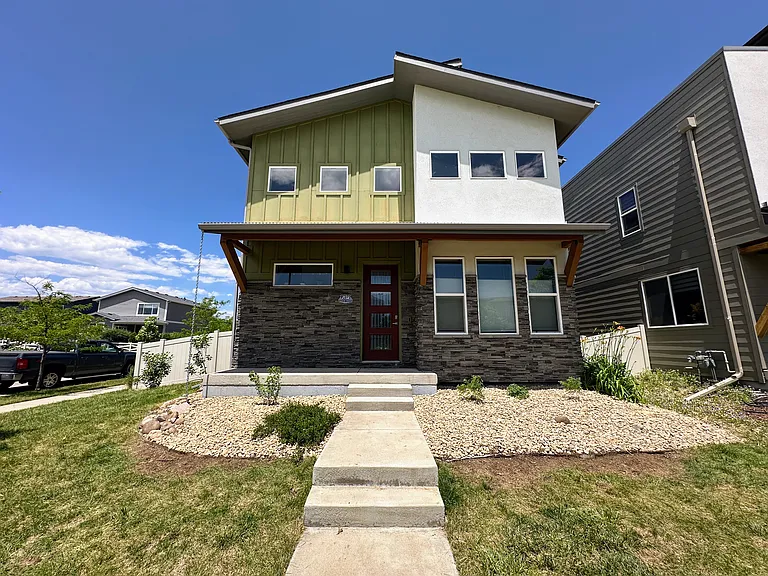 2132 Saison St — Photo 2