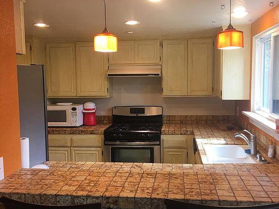 Breakfast Bar