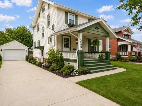 226 Johnson Ave NW, Cedar Rapids, IA 52405