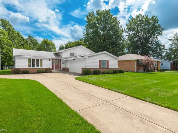 7235 Normandy Dr, Parma, OH 44134