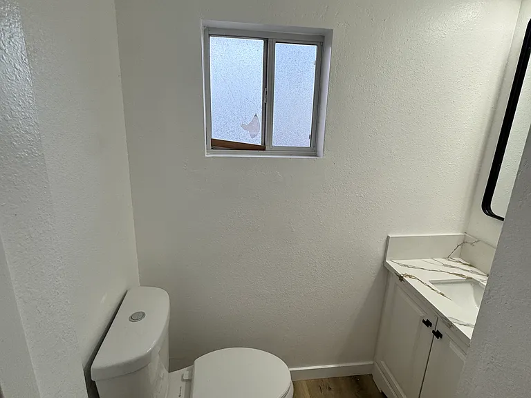 519 E Ridgecrest Blvd #A — Photo 3