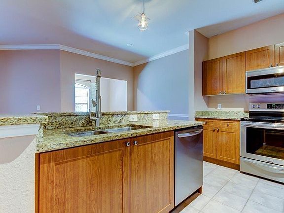 5th image of 2265 Portofino Pl #1-2125