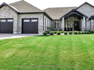 1 Morrison Pl, Springwater, ON L9S 2A6