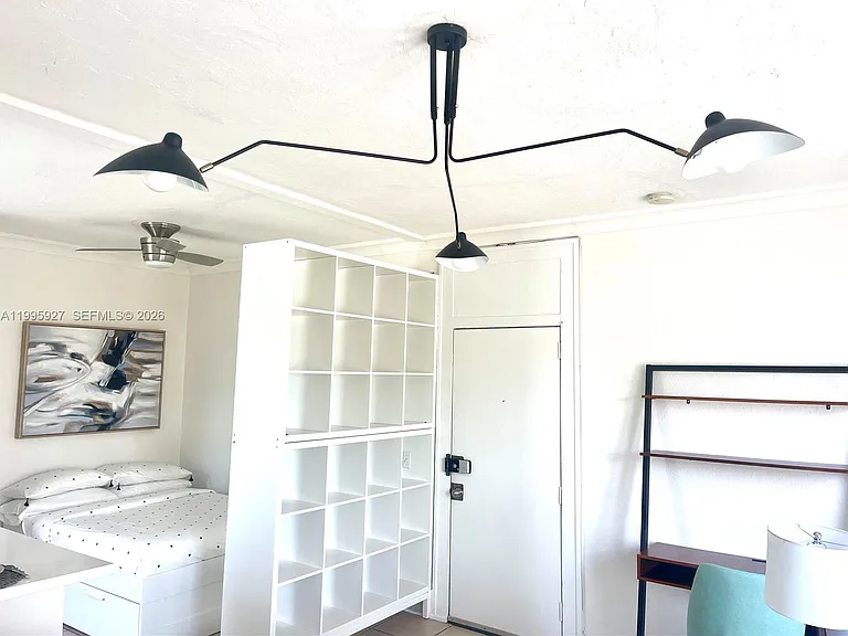 1611 Michigan Ave #27 — Photo 8
