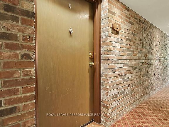 3rd image of 135 Springfield Rd #10