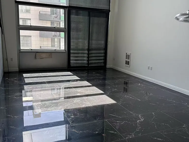 77 Dow Pl #506 — Photo 3