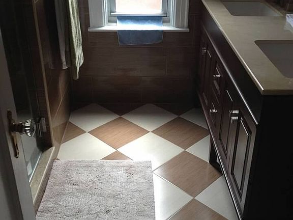 Main shower with duel sink