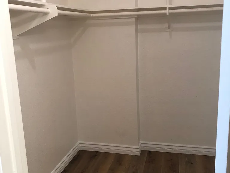 441 Sobre Colinas Pl — Photo 25