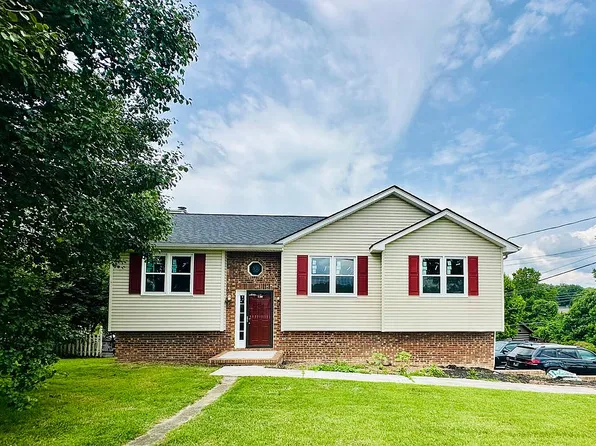 105 Winchester Dr, Kingsport, TN 37663