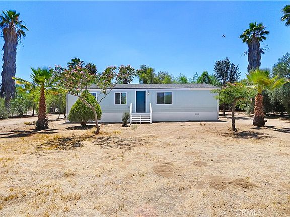 3rd image of 28247 Reservoir Ave