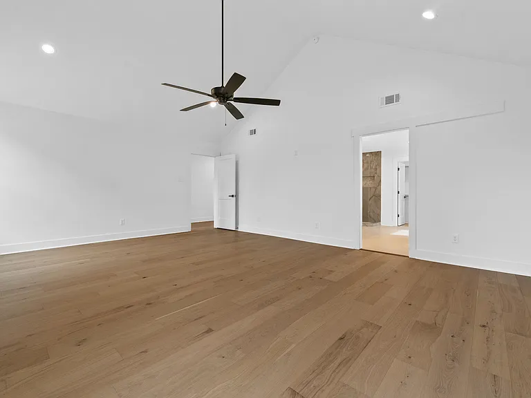 1412 Nanterre St — Photo 26