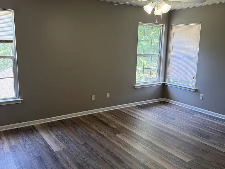 4036 Mill Dam Ct — Photo 9