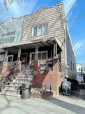 1st image of 2045 W 10th St