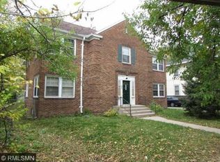 814 5th St SE APT 3, Minneapolis, MN 55414