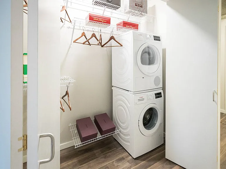 MDA Apartments — Photo 13