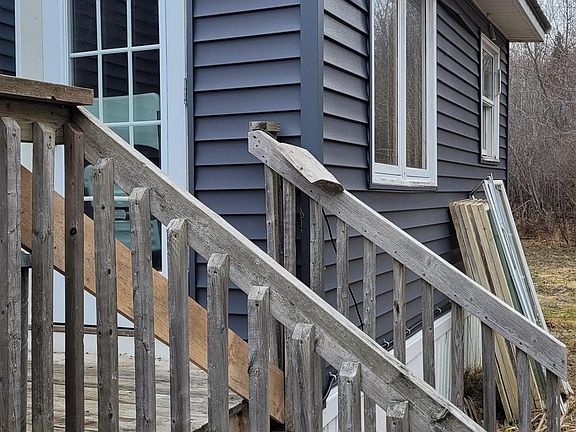 5th image of 135 Martin Rd