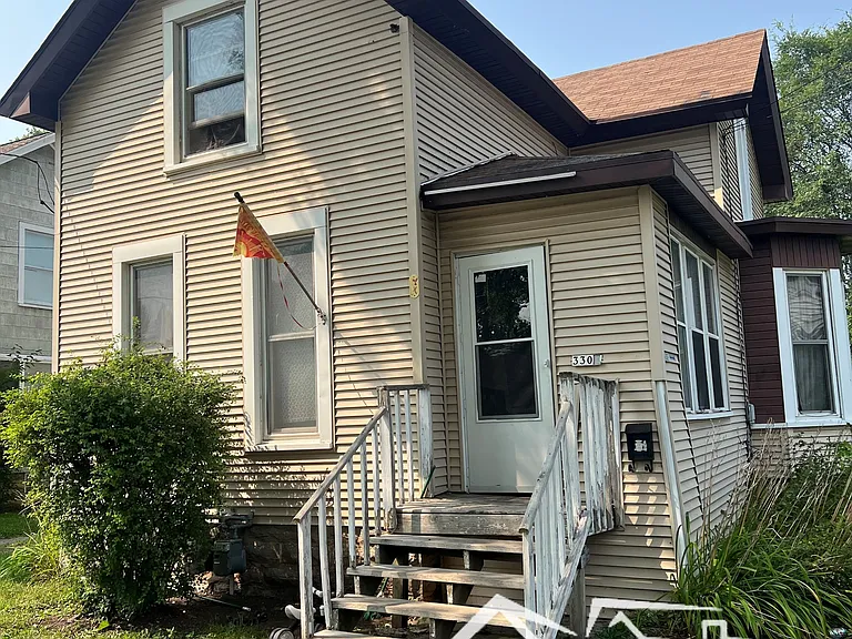330 W 10th Ave #A — Photo 2
