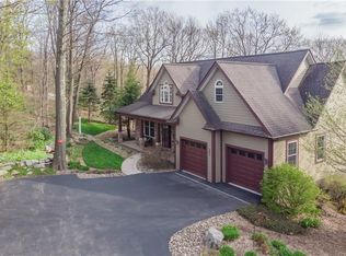 187 W View Dr, Hidden Valley, PA 15502