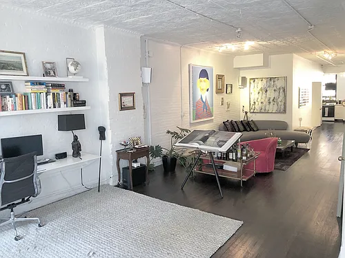12 White St #4 Photo 1