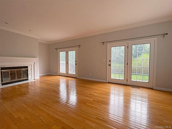 5th image of 28 Home Pl APT A2