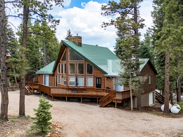 1350 E Ruger Ln, Duck Creek Village, UT 84762