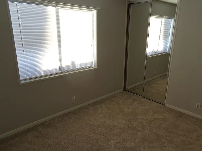 72476 Sunnyvale Dr — Photo 20