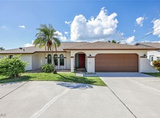 5032 Skyline Blvd, Cape Coral, FL 33914