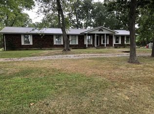 2766 Possum Holw, Farmington, MO 63640