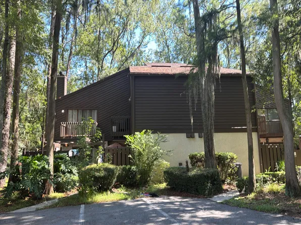 10419 Big Tree Cir W, Jacksonville, FL 32257