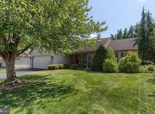 22 Scenic Dr, Myerstown, PA 17067