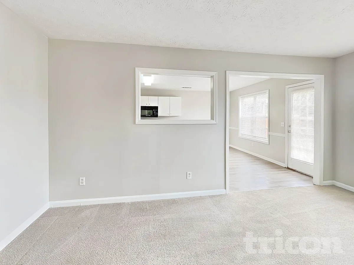 Building Photo - 62 Kirkhill Dr