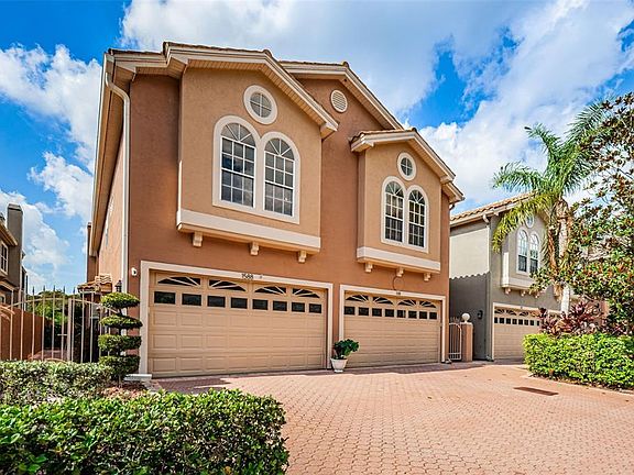2nd image of 1588 Lago Vista Blvd
