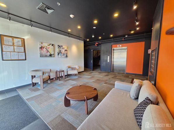 120 Georges Rd Unit 312