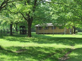 7950 Price Shaffer Rd, Hubbard, OH 44425