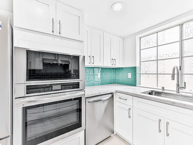 402 California St #B — Photo 11