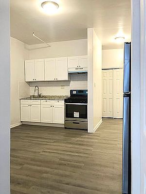 2nd image of 113-17 Jamaica Ave #5