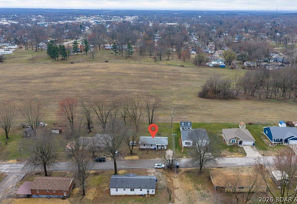 1st image of 204 W Jemphrey Rd