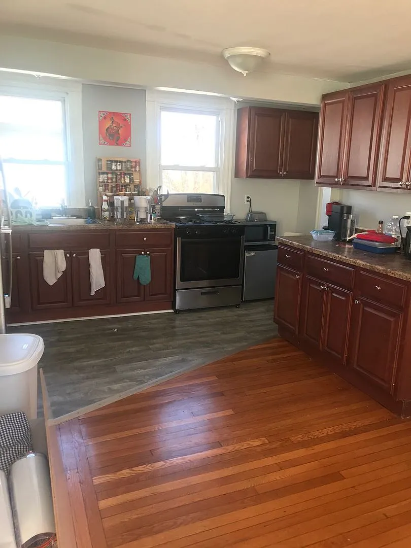 229 Dwight Street — Photo 4