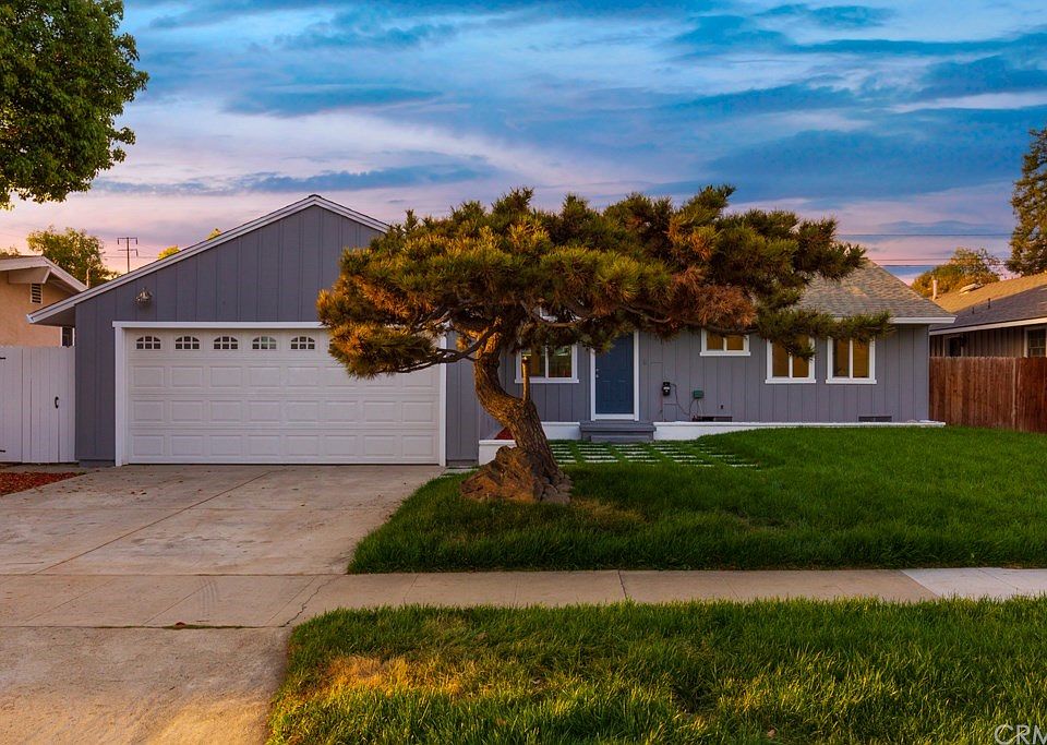 1st image of 6425 E Madera St
