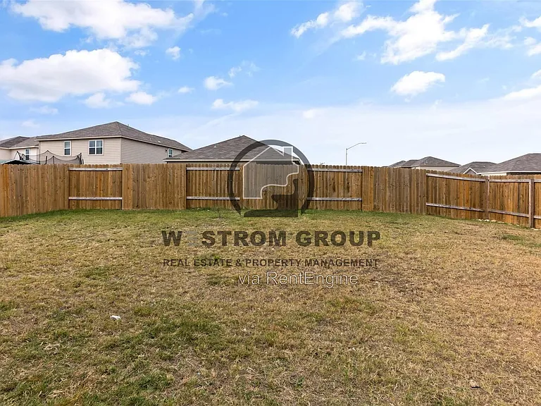 6041 Spring Ranch Dr — Photo 23