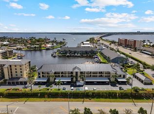 4719 SE 17th Pl APT 208, Cape Coral, FL 33904