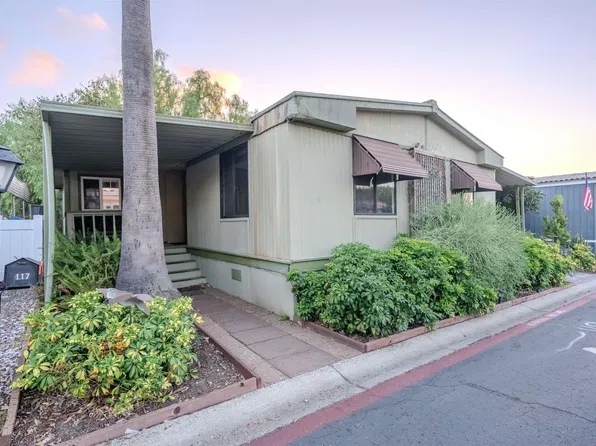 155 Las Flores Dr Space 117, San Marcos, CA 92069