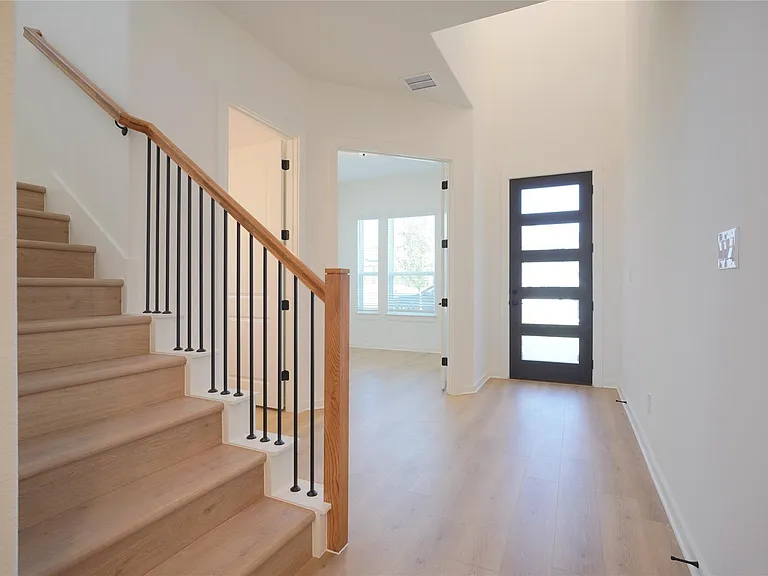 1250 N Roger Hanks Pkwy — Photo 12