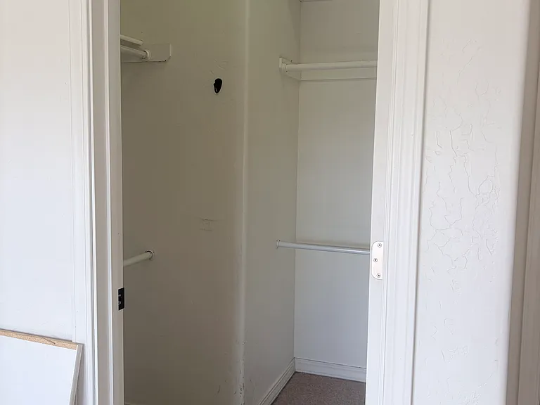 109 Cinnamon Dr #1 — Photo 4