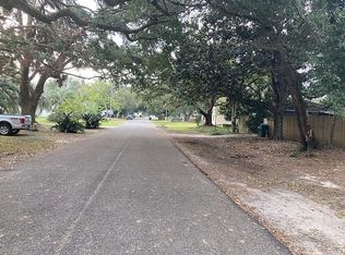 1003 Cecille St, Gulfport, MS 39501