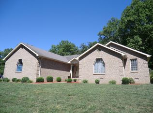 475 Bills Creek Rd, Winfield, WV 25213