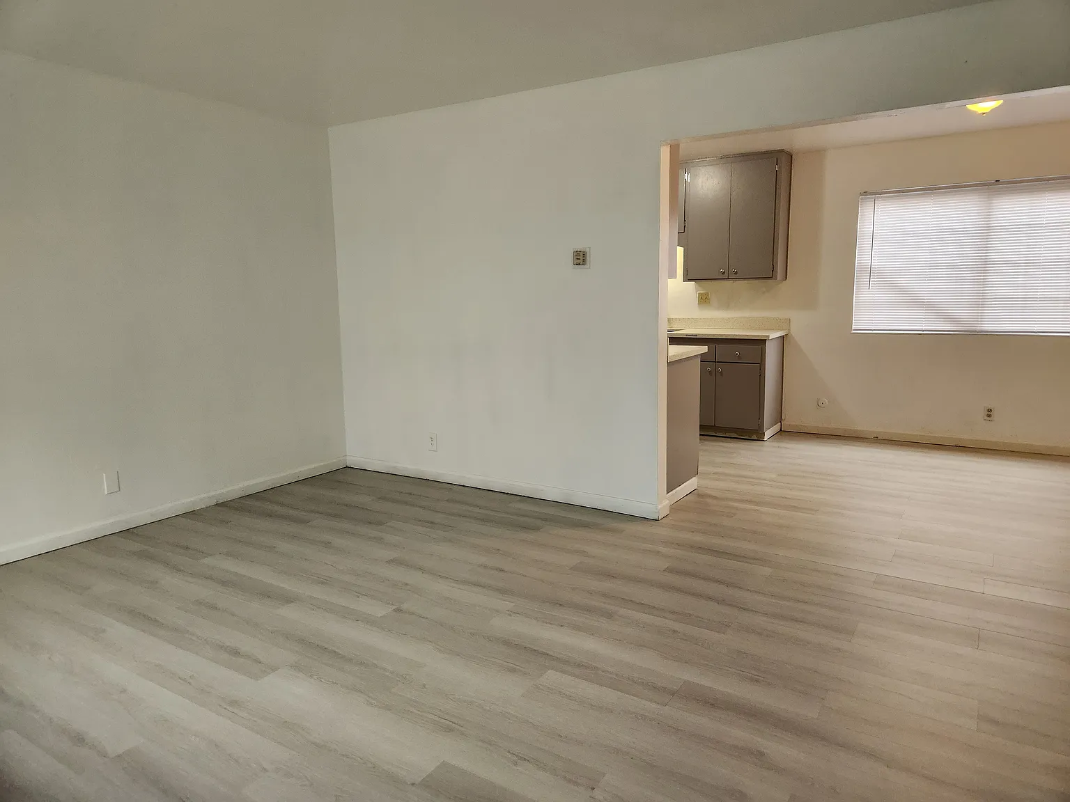 3 bed, 960 sqft, $3,000 — Photo 4