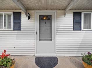 8959 W Ridge Rd UNIT B, Elyria, OH 44035