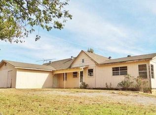 11424 Lewis Rd, Lexington, OK 73051