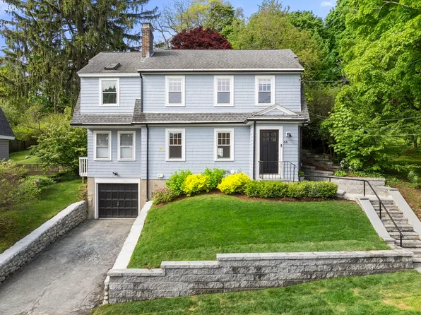 68 Bennington St, Newton, MA 02458